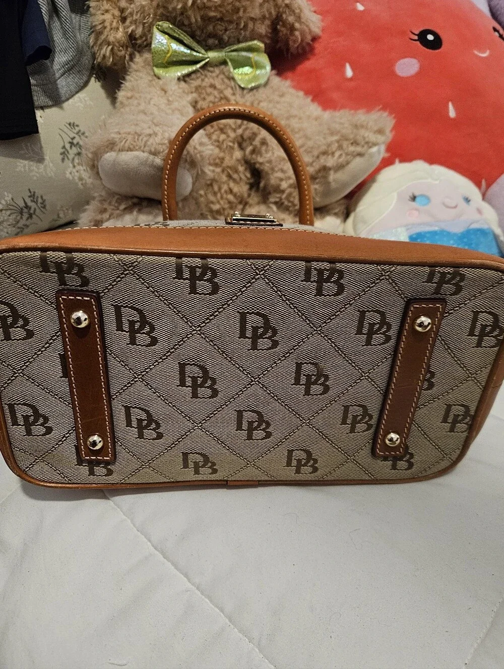 Dooney & Bourke structured hobo